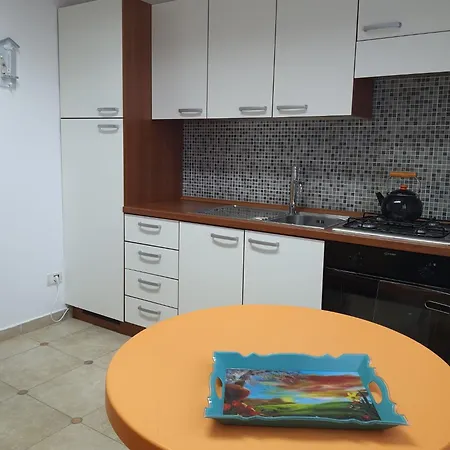 Easy Apartment